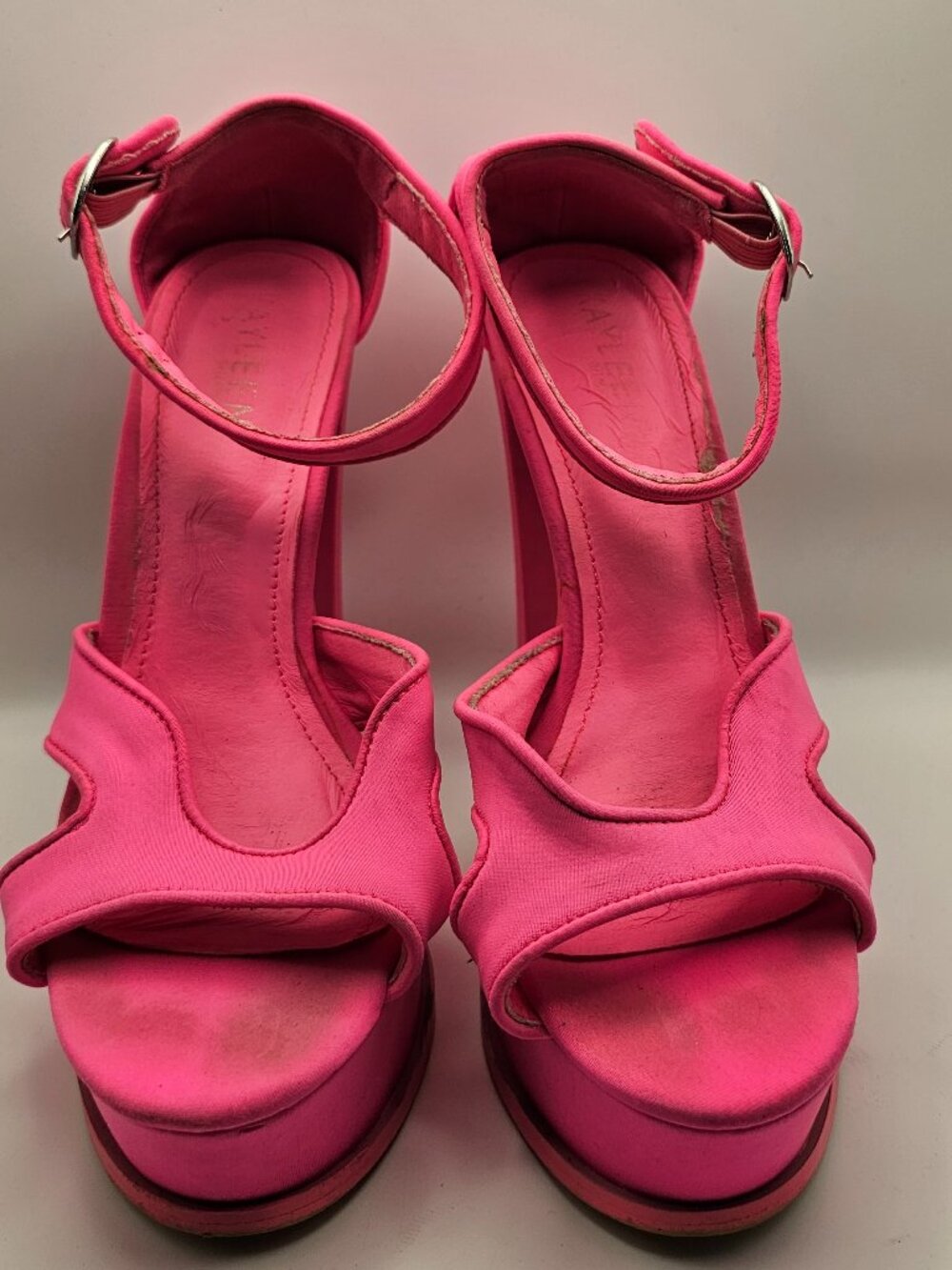 Kayleen by Los Angeles Hot Pink Odilia‑Style Block Platform Sandals – Size 9 - Picture 2 of 7